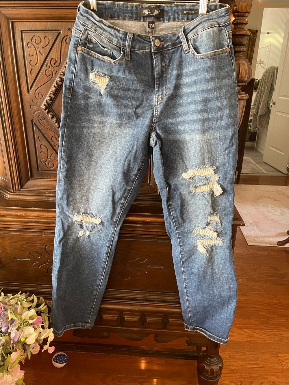 Judy Blue Medium Blue Denim Jeans with Branded Button